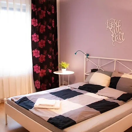 Griffn Flora Apartment *